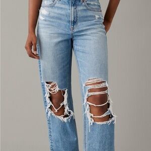 AE Strigid Ripped Highest Waist Baggy
Straight Jean 8R